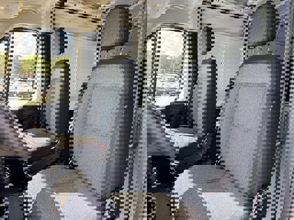 New 2026 RAM ProMaster 2500 w/ Convenience Group image 29