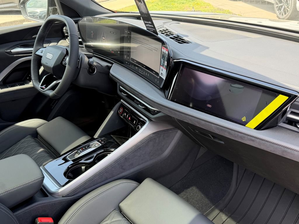 New 2026 Audi SQ5 Premium Plus image 11