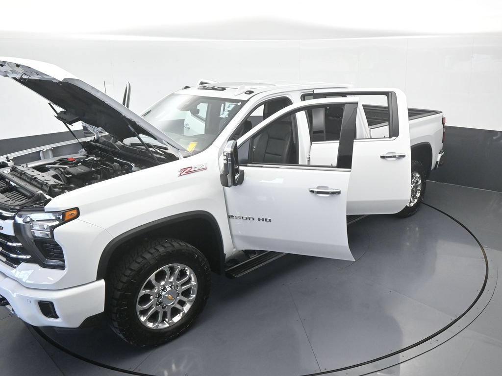 Used 2025 Chevrolet Silverado 2500 LTZ w/ Z71 Chrome Sport Edition AWD/4WD image 77