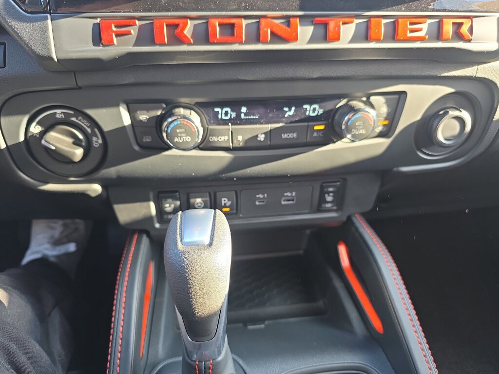 New 2026 Nissan Frontier PRO-4X w/ Pro-4x Convenience Package image 12