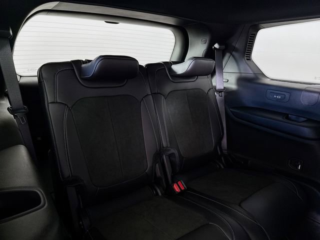 New 2025 Jeep Grand Cherokee L Altitude image 28