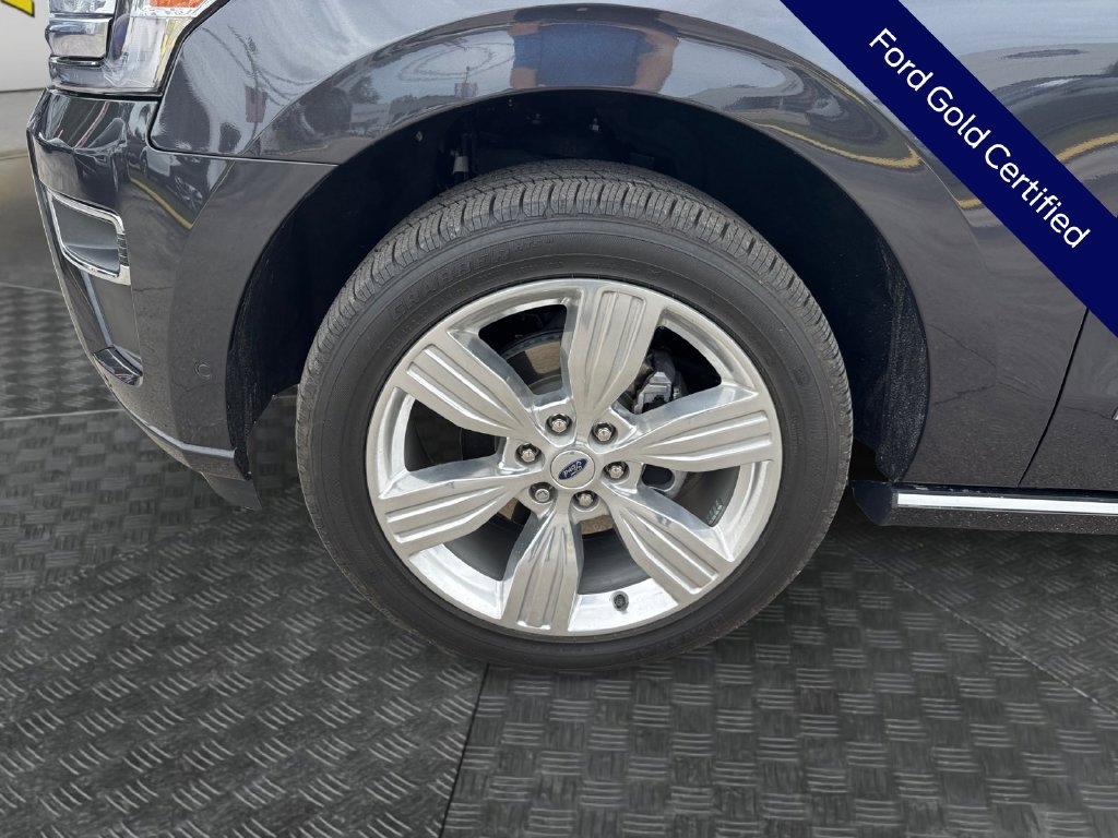 Certified 2024 Ford Expedition Platinum AWD/4WD image 16
