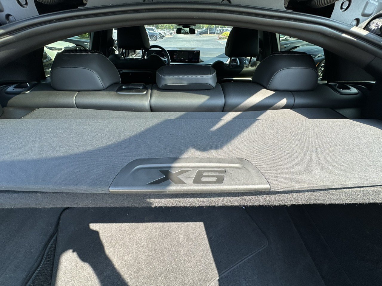 Used 2024 BMW X6 xDrive40i w/ M Sport Professional Package AWD/4WD image 28