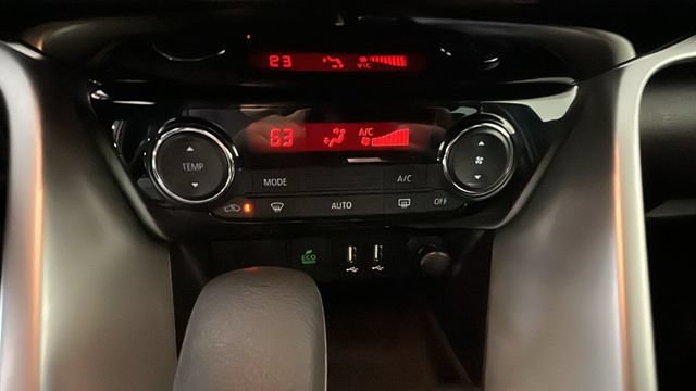 Used 2025 Mitsubishi Eclipse Cross LE AWD/4WD image 23