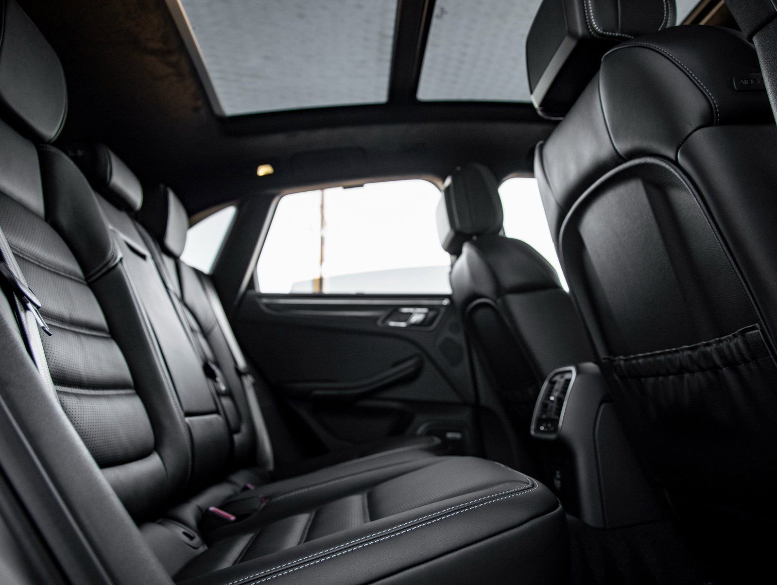 New 2026 Porsche Macan GTS AWD/4WD image 37