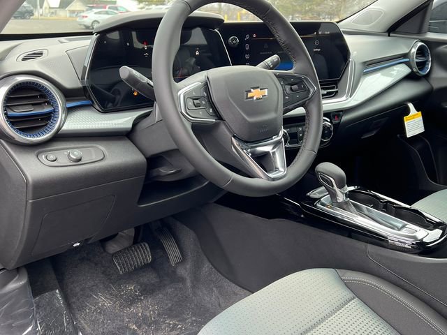 New 2026 Chevrolet Trax LT image 13