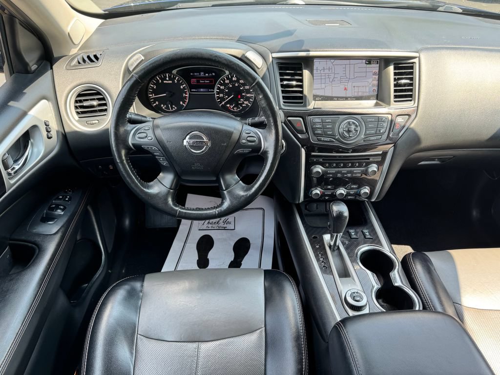 Used 2019 Nissan Pathfinder SL AWD/4WD image 22