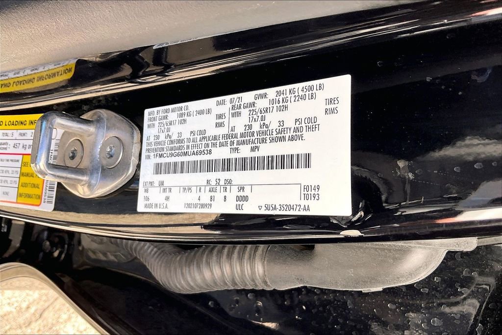 Certified 2021 Ford Escape SE w/ Cold Weather Package image 16