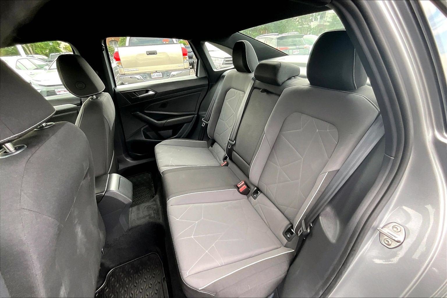 Used 2025 Volkswagen Jetta Sport FWD image 23