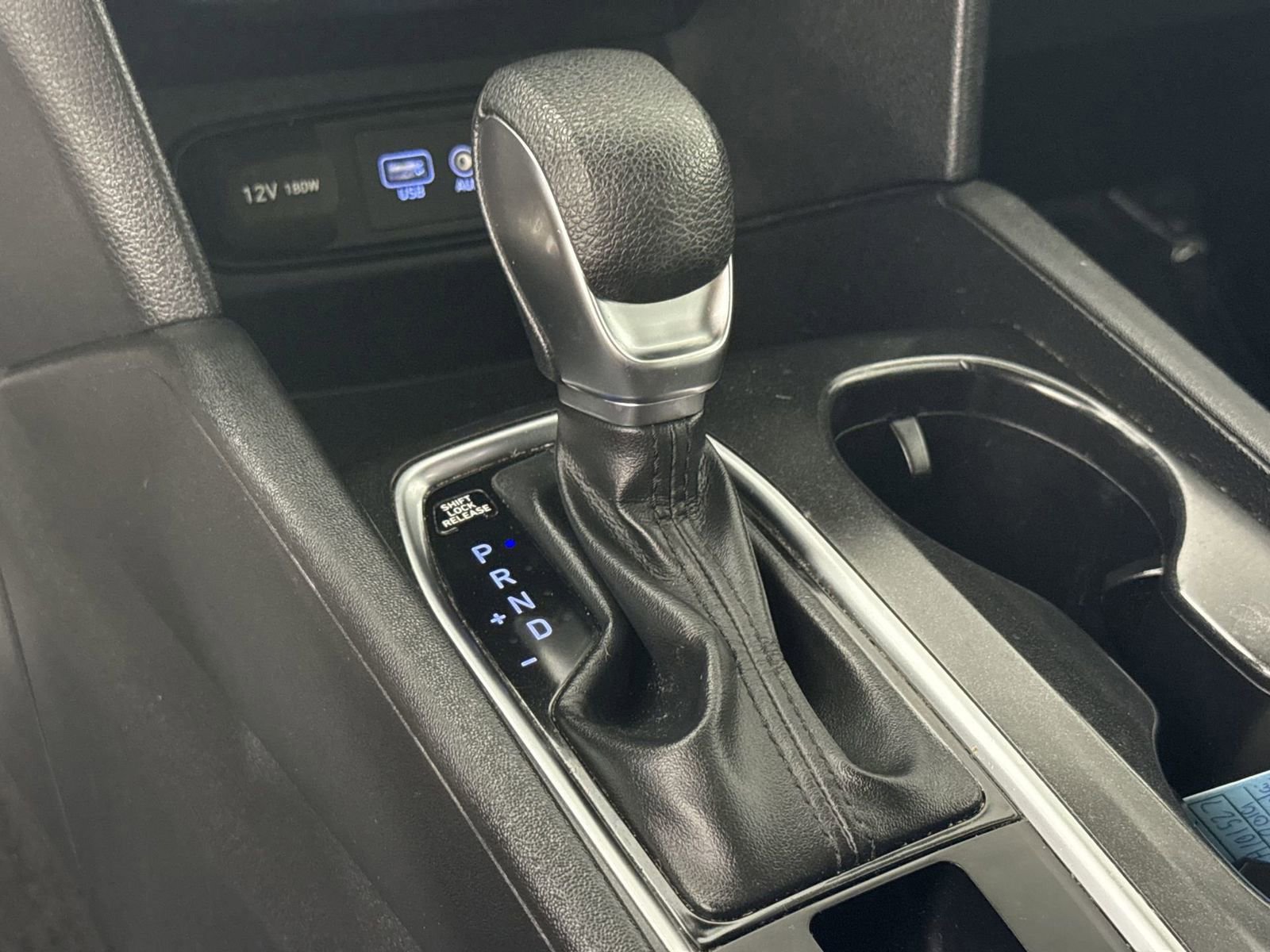 Used 2019 Hyundai Santa Fe SEL w/ Cargo Package image 24