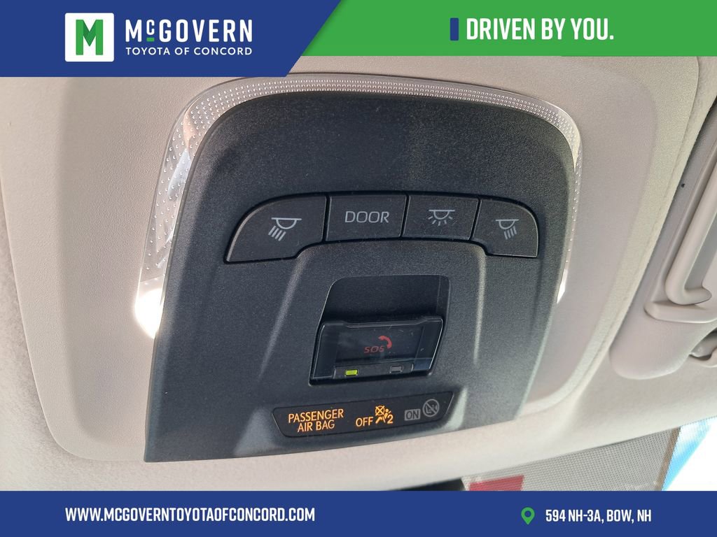 Used 2023 Toyota Corolla LE w/ Carpet Mat Package (TMS) FWD image 23