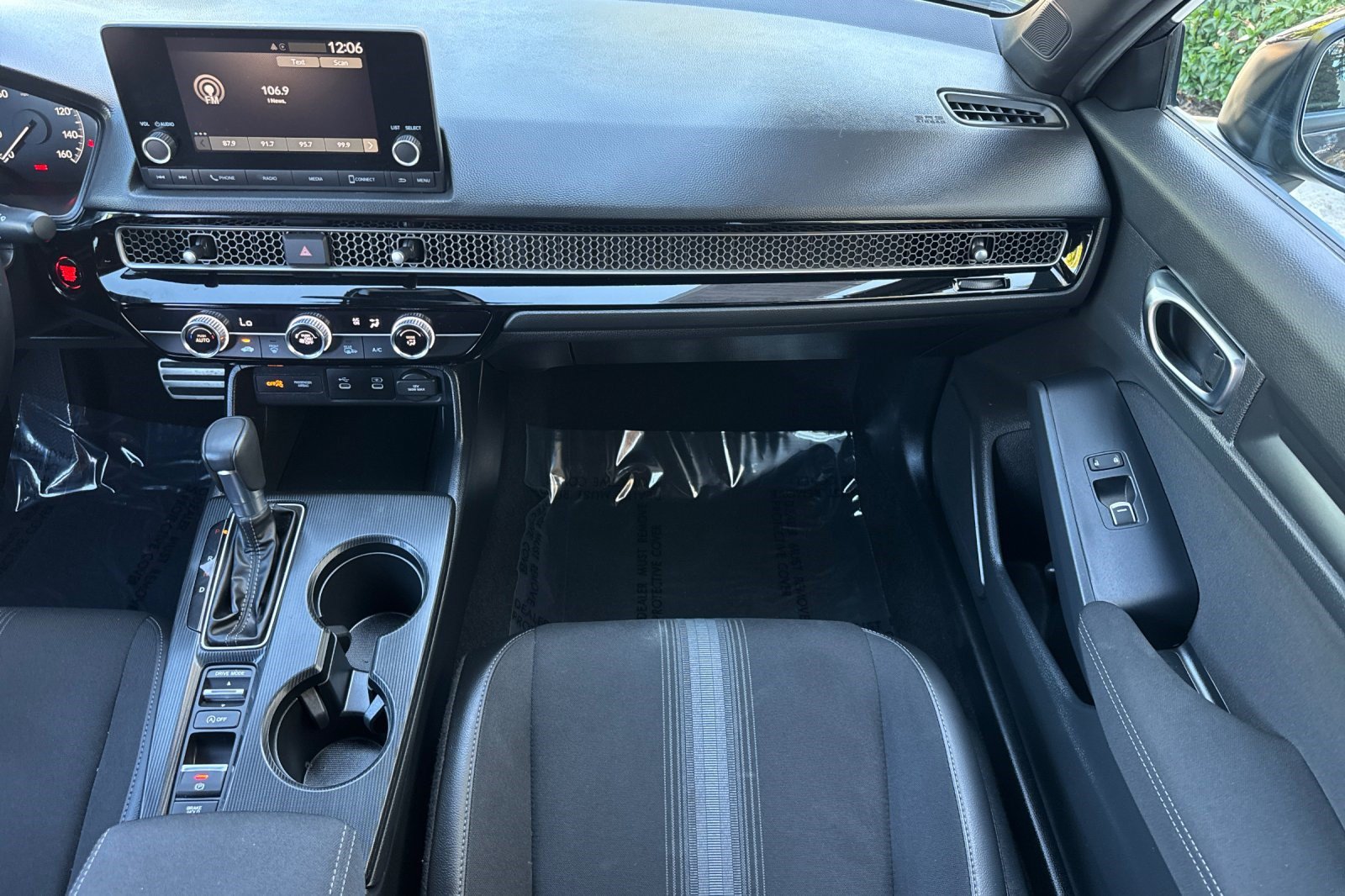 Used 2025 Honda Civic Sport image 30