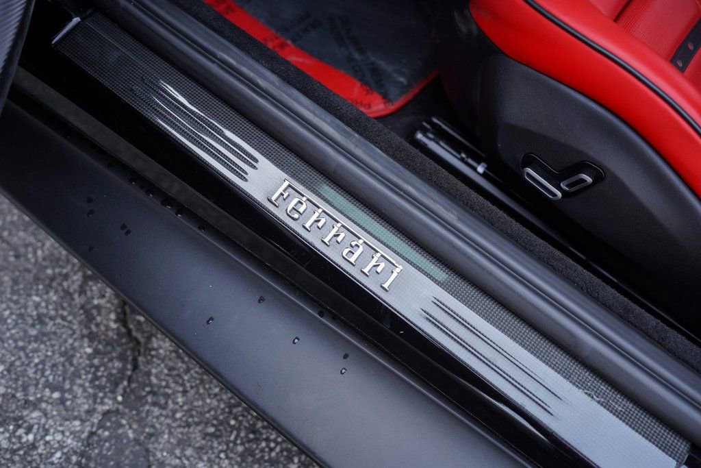 Used 2023 Ferrari Roma image 33