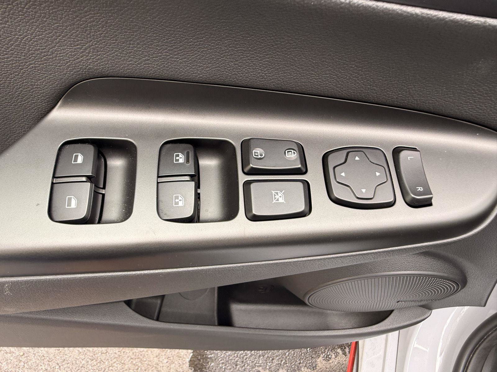 Used 2023 Hyundai Kona N FWD image 13