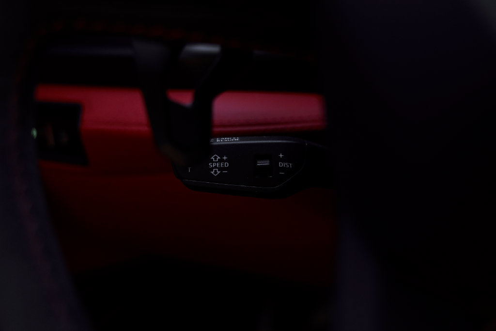 Used 2025 Lamborghini Urus S AWD/4WD image 57
