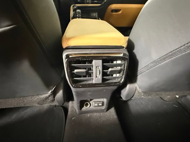 Used 2024 Lexus NX 250 FWD w/ Towing Package (2000 Lbs) image 26