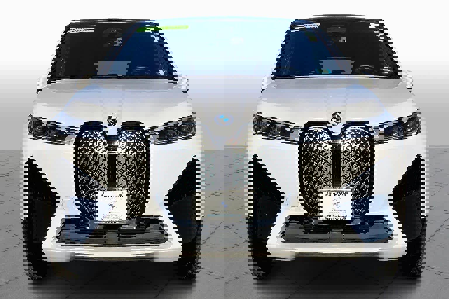 New 2025 BMW iX xDrive50 w/ Premium Package image 3