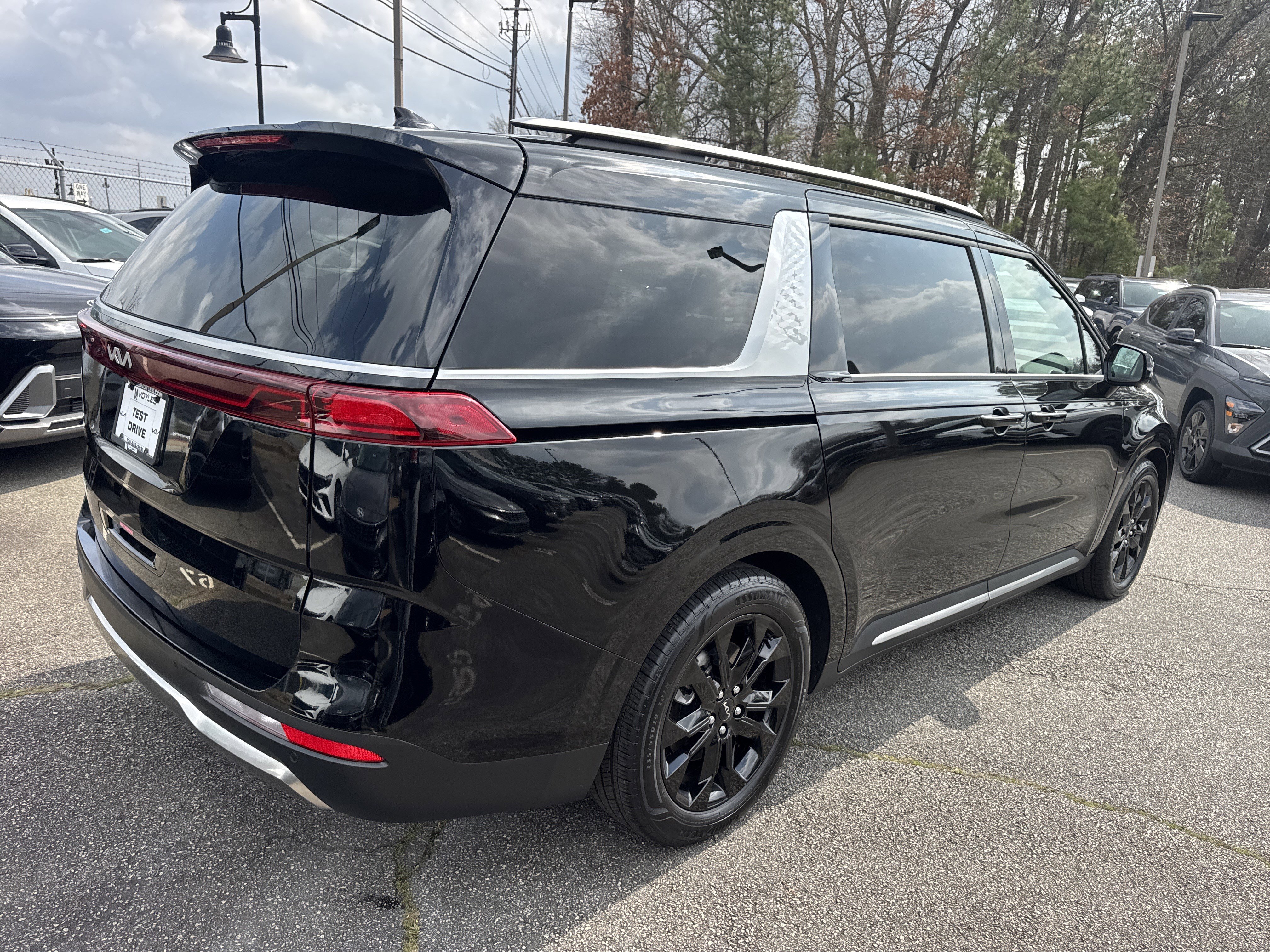 Certified 2024 Kia Carnival SX Prestige image 7