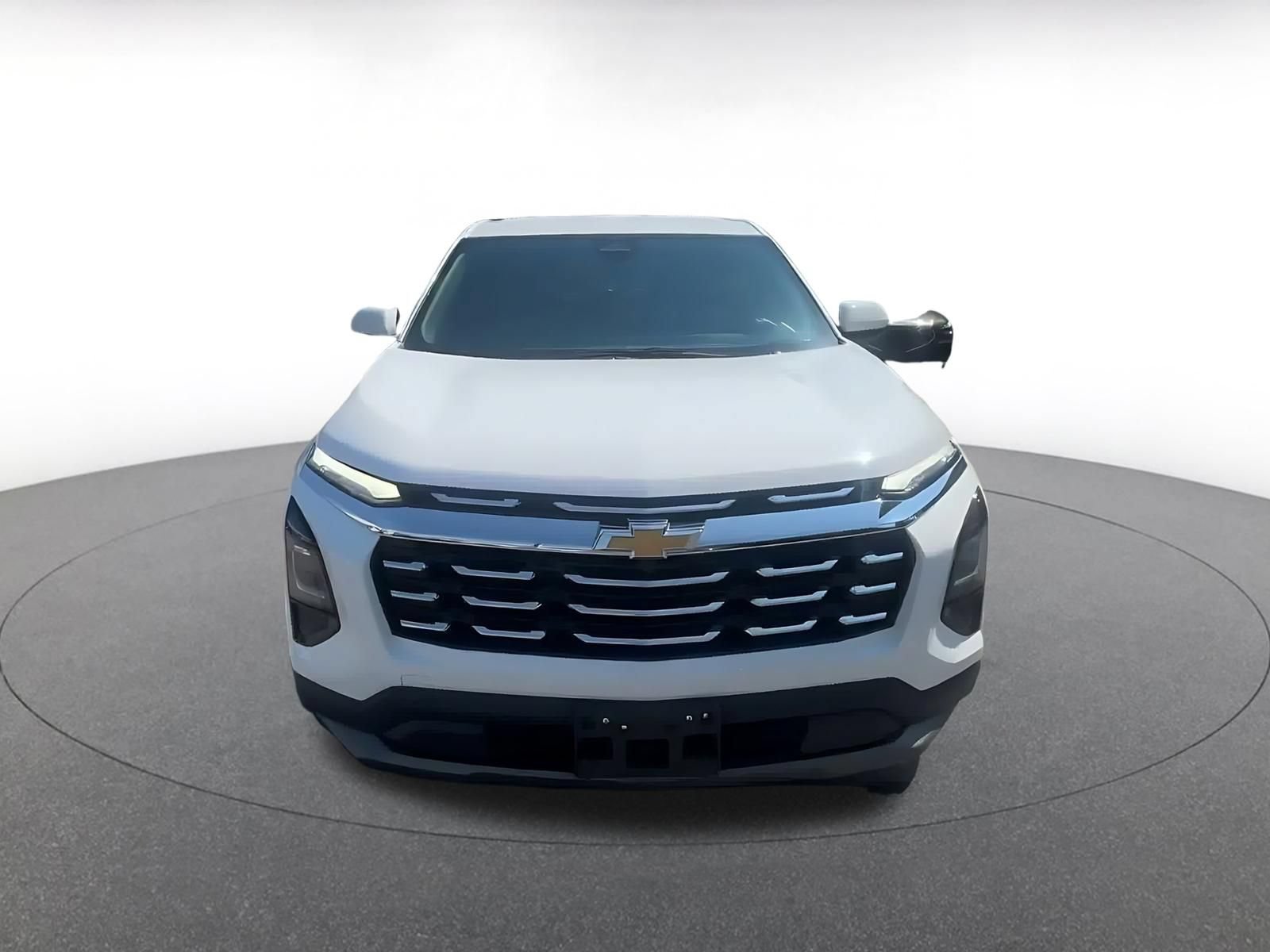 Used 2025 Chevrolet Equinox LT FWD image 4