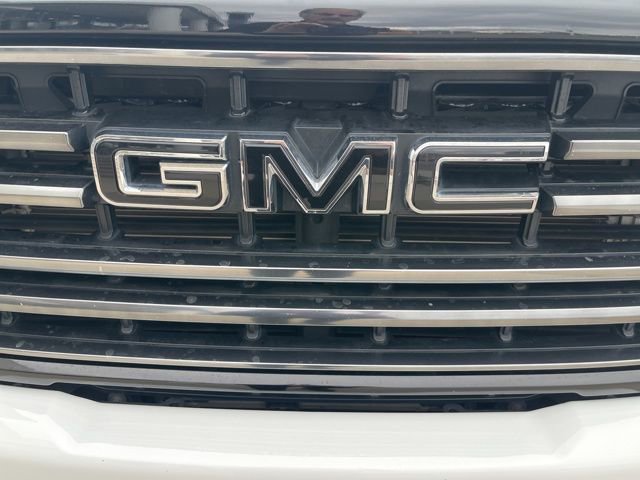 Used 2021 GMC Sierra 2500 AT4 image 17