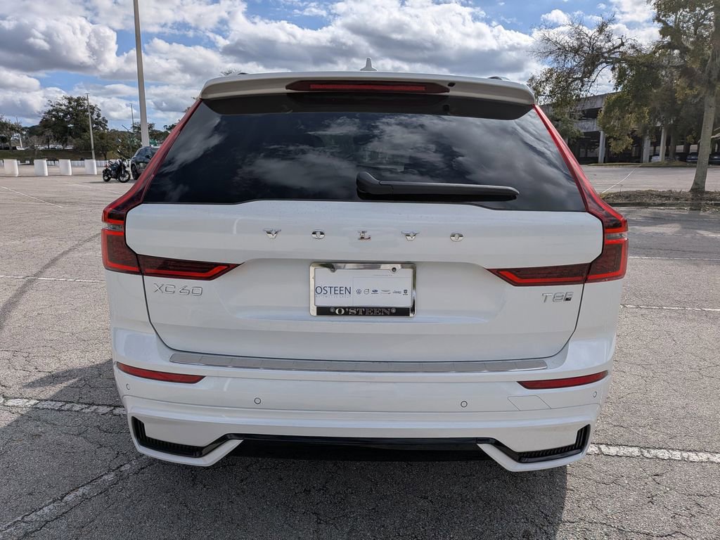 New 2026 Volvo XC60 T8 Core w/ Protection Package Premier image 12