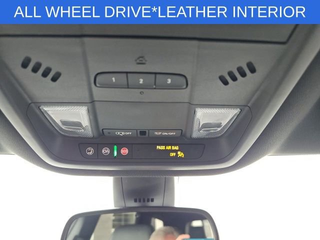 Used 2023 Buick Enclave Essence image 41