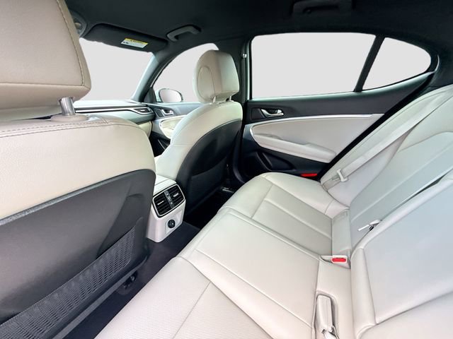 Used 2022 Genesis G70 2.0T image 23