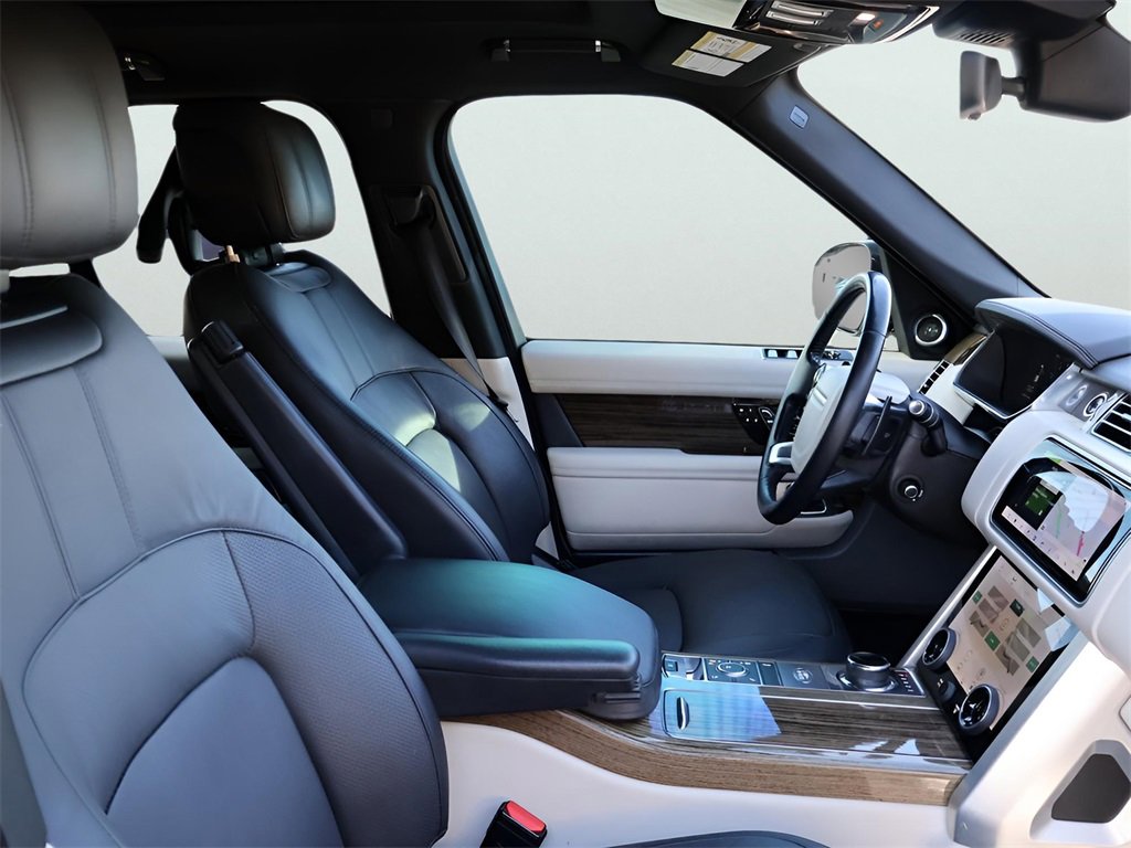 Used 2018 Land Rover Range Rover Supercharged image 9