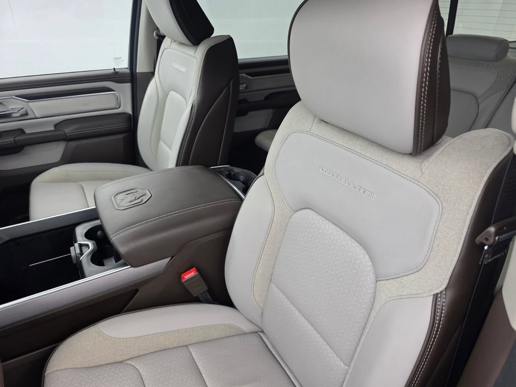 Used 2026 RAM 1500 Laramie AWD/4WD image 11