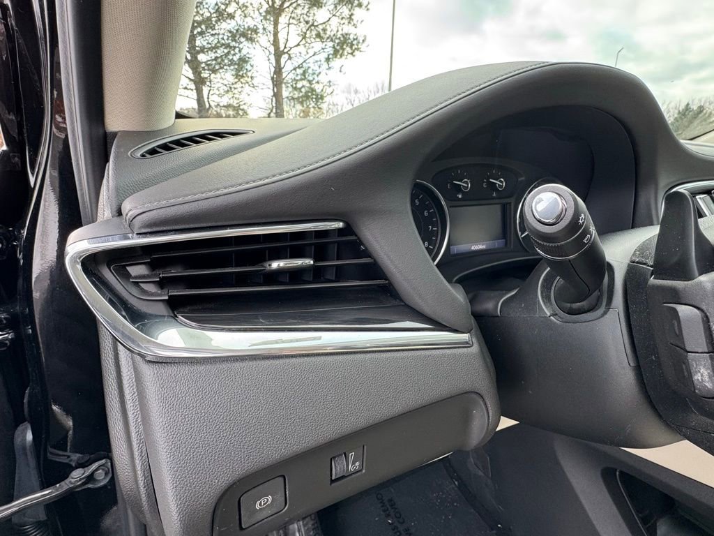 Used 2023 Buick Enclave Essence w/ Experience Buick Package image 16