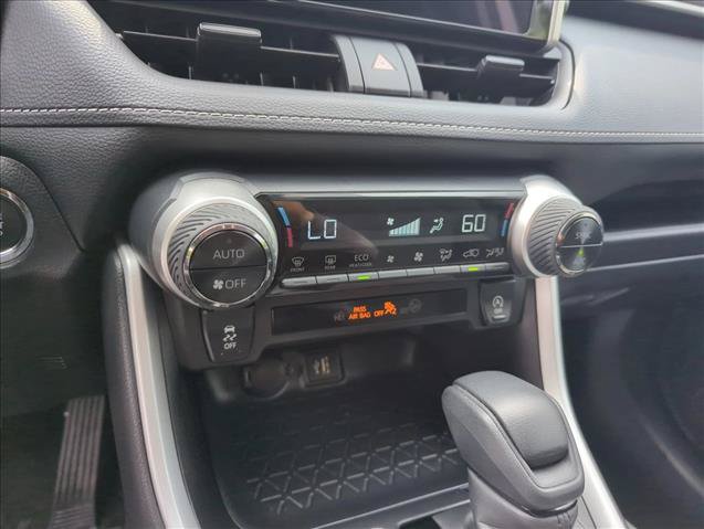 Certified 2025 Toyota RAV4 XLE FWD image 22
