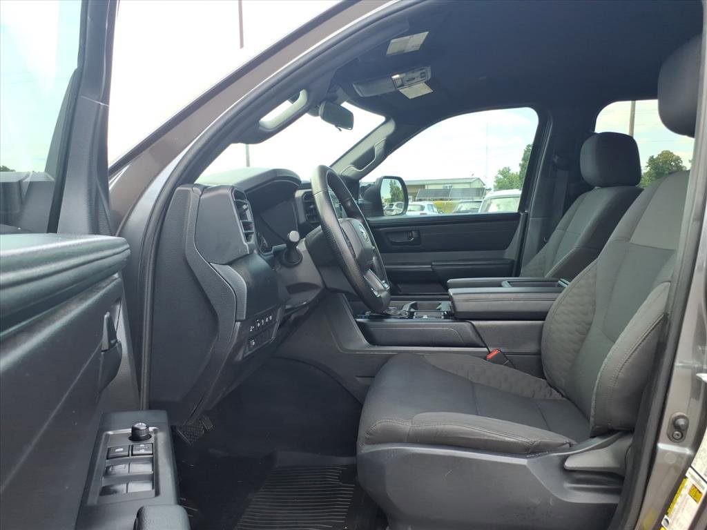 Used 2025 Toyota Tundra SR w/ SR Tow Package AWD/4WD image 15