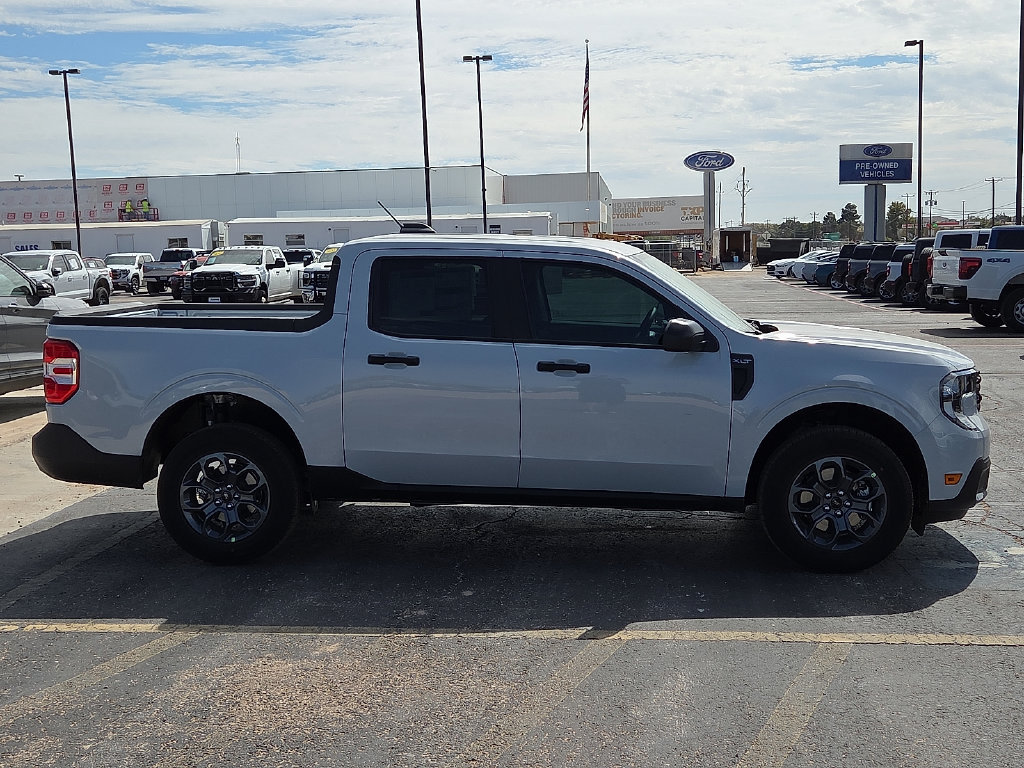 New 2026 Ford Maverick XLT FWD image 6