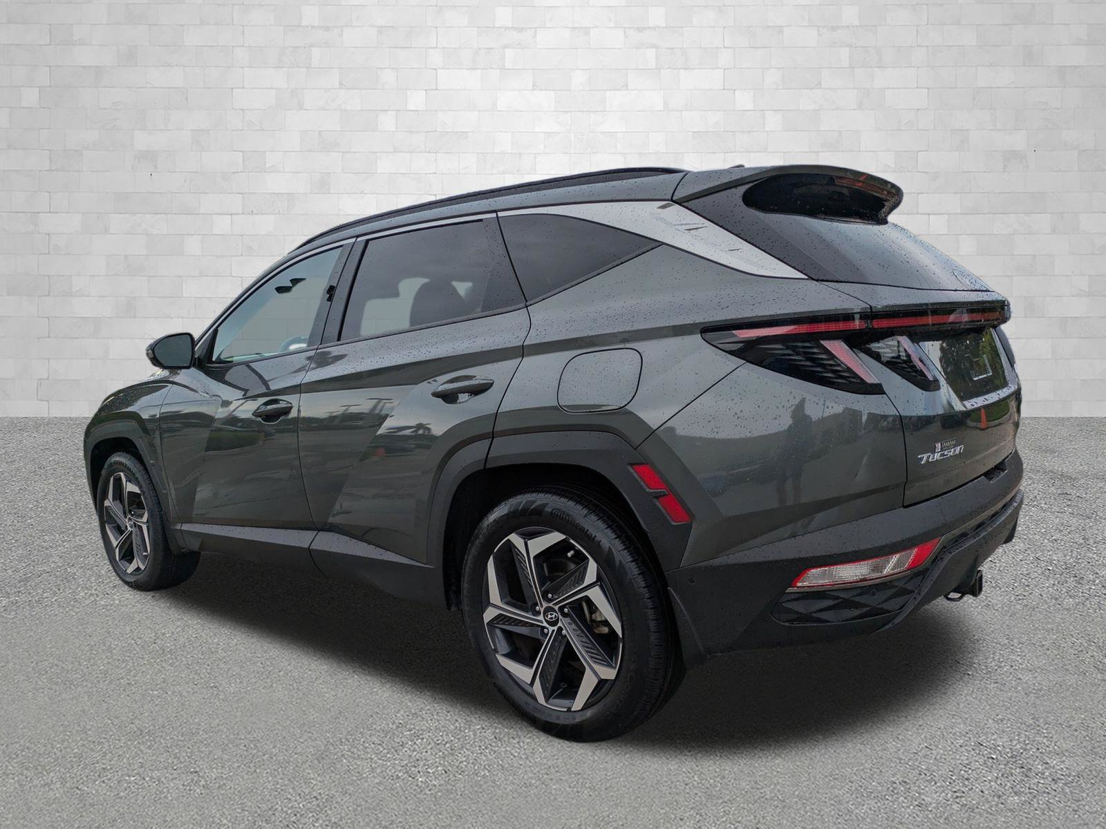 Certified 2023 Hyundai Tucson Limited AWD/4WD image 4