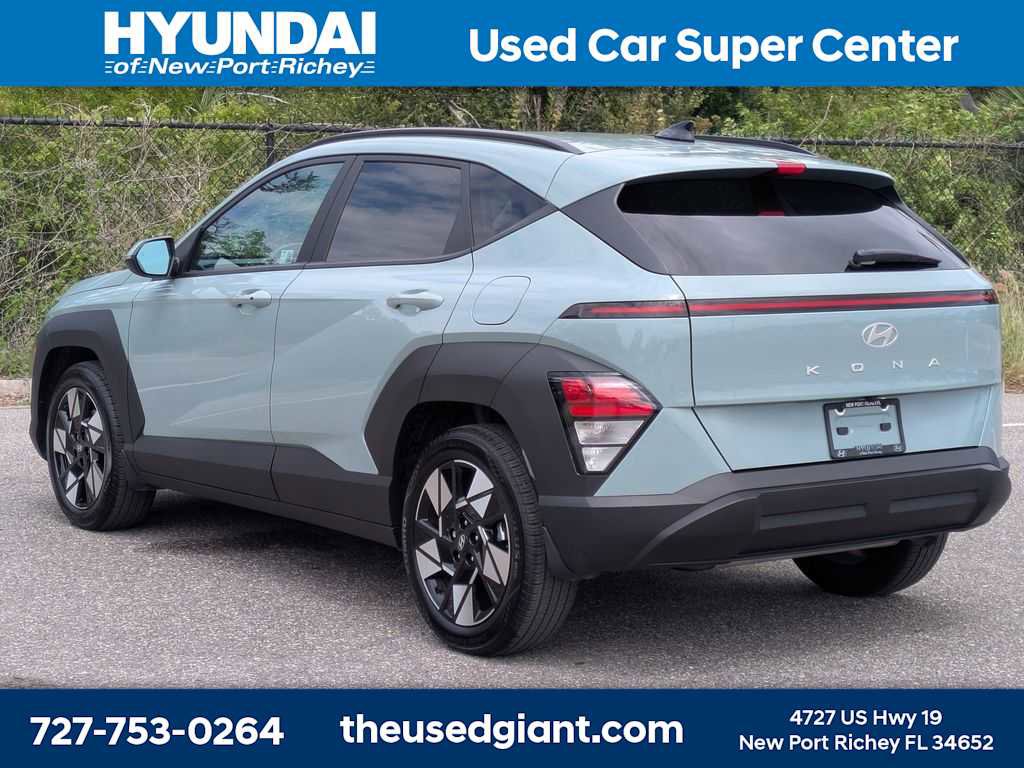 Certified 2024 Hyundai Kona SEL FWD image 3