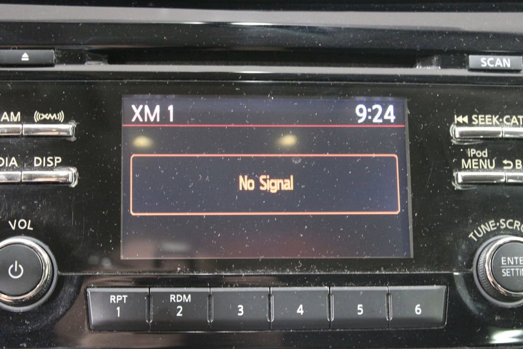 Used 2017 Nissan Rogue Sport SV w/ SV All-Weather Package FWD image 30