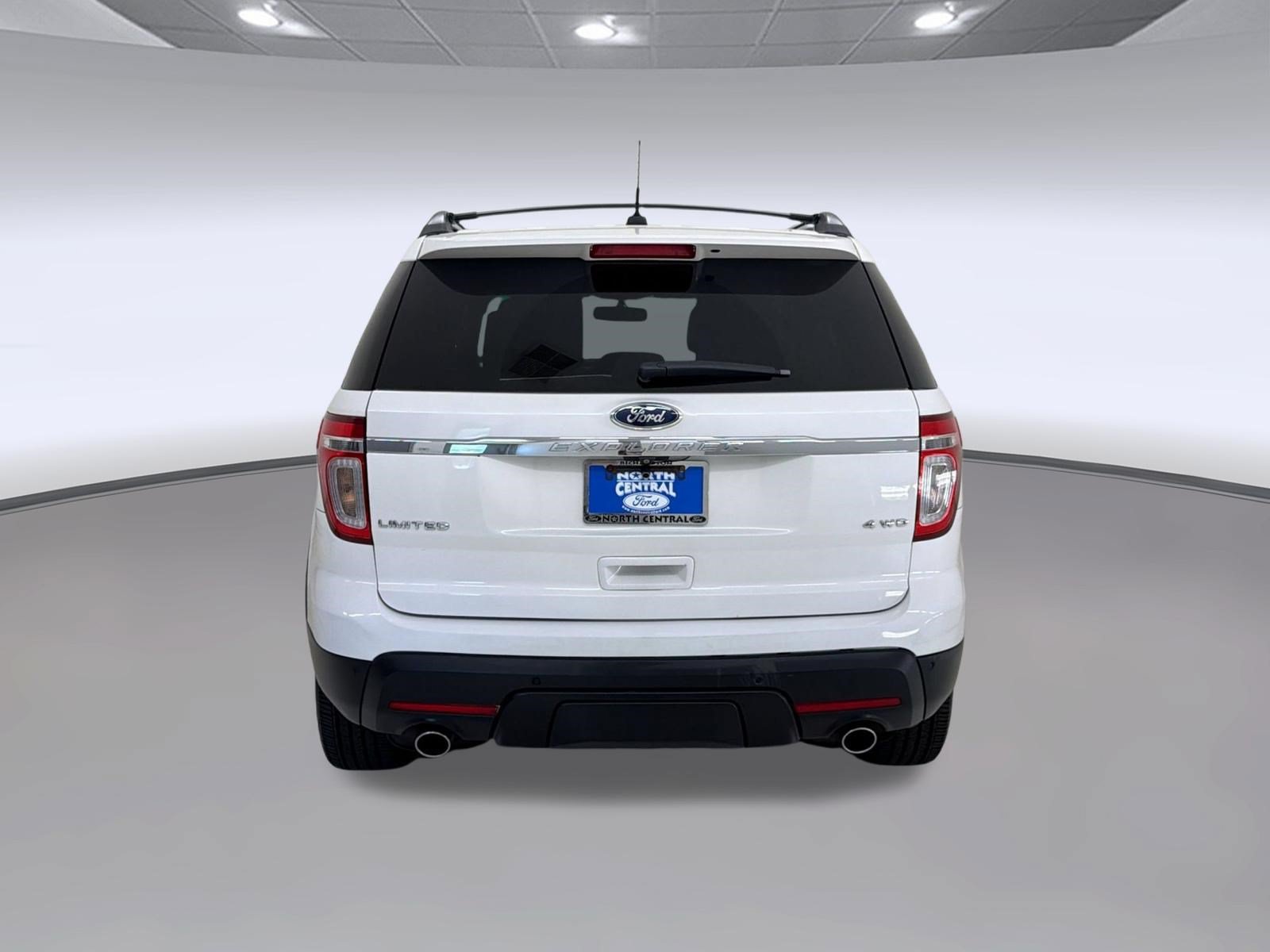 Used 2014 Ford Explorer Limited w/ Equipment Group 301A AWD/4WD image 10