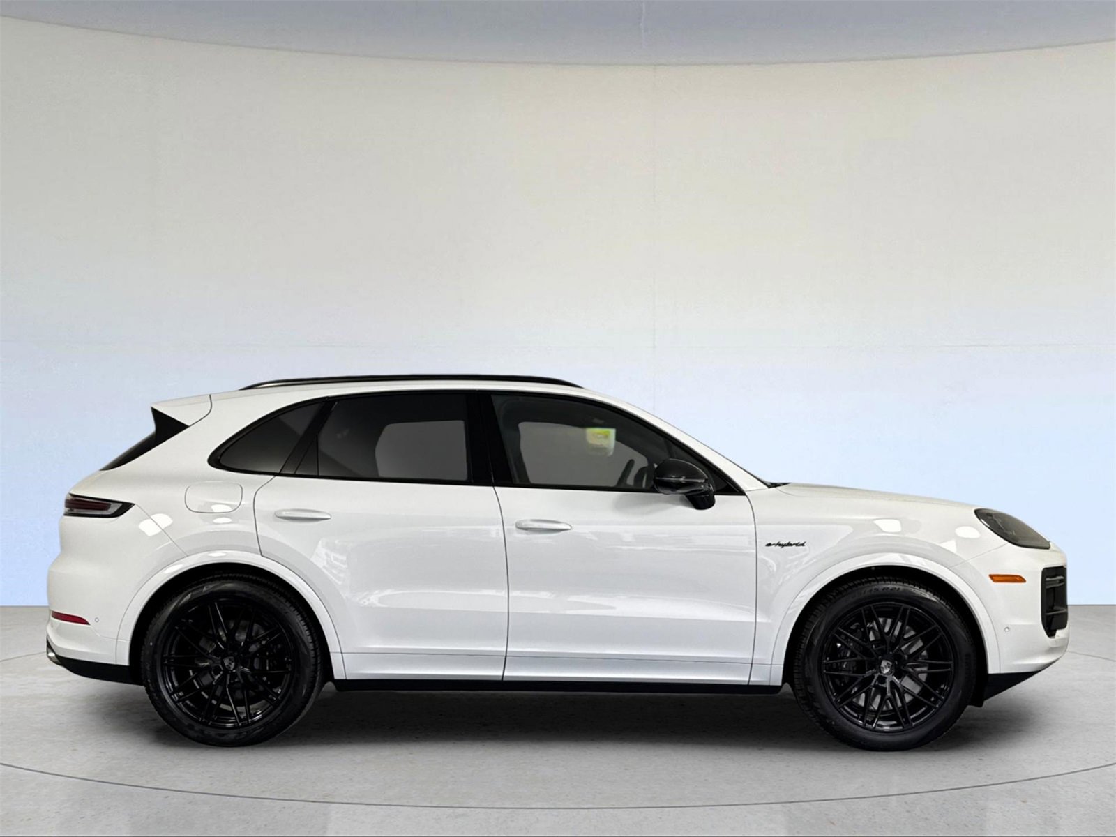 New 2026 Porsche Cayenne Turbo image 9