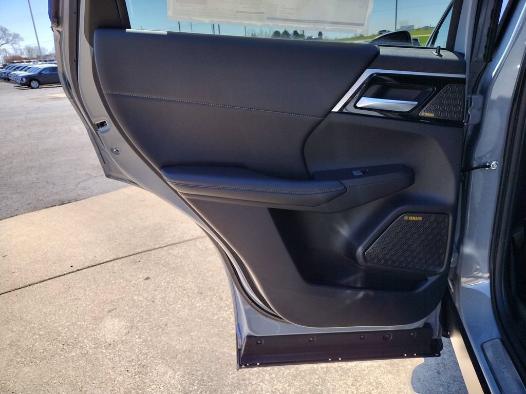 New 2026 Mitsubishi Outlander SE AWD/4WD image 32