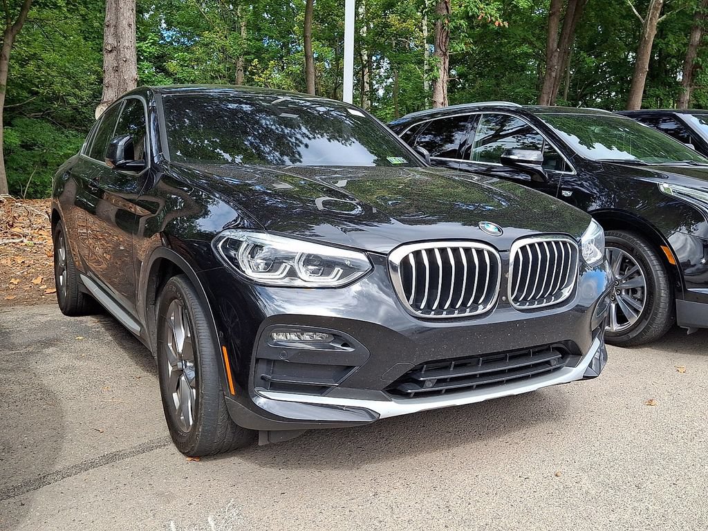 Used 2021 BMW X4 xDrive30i w/ Executive Package AWD/4WD image 2