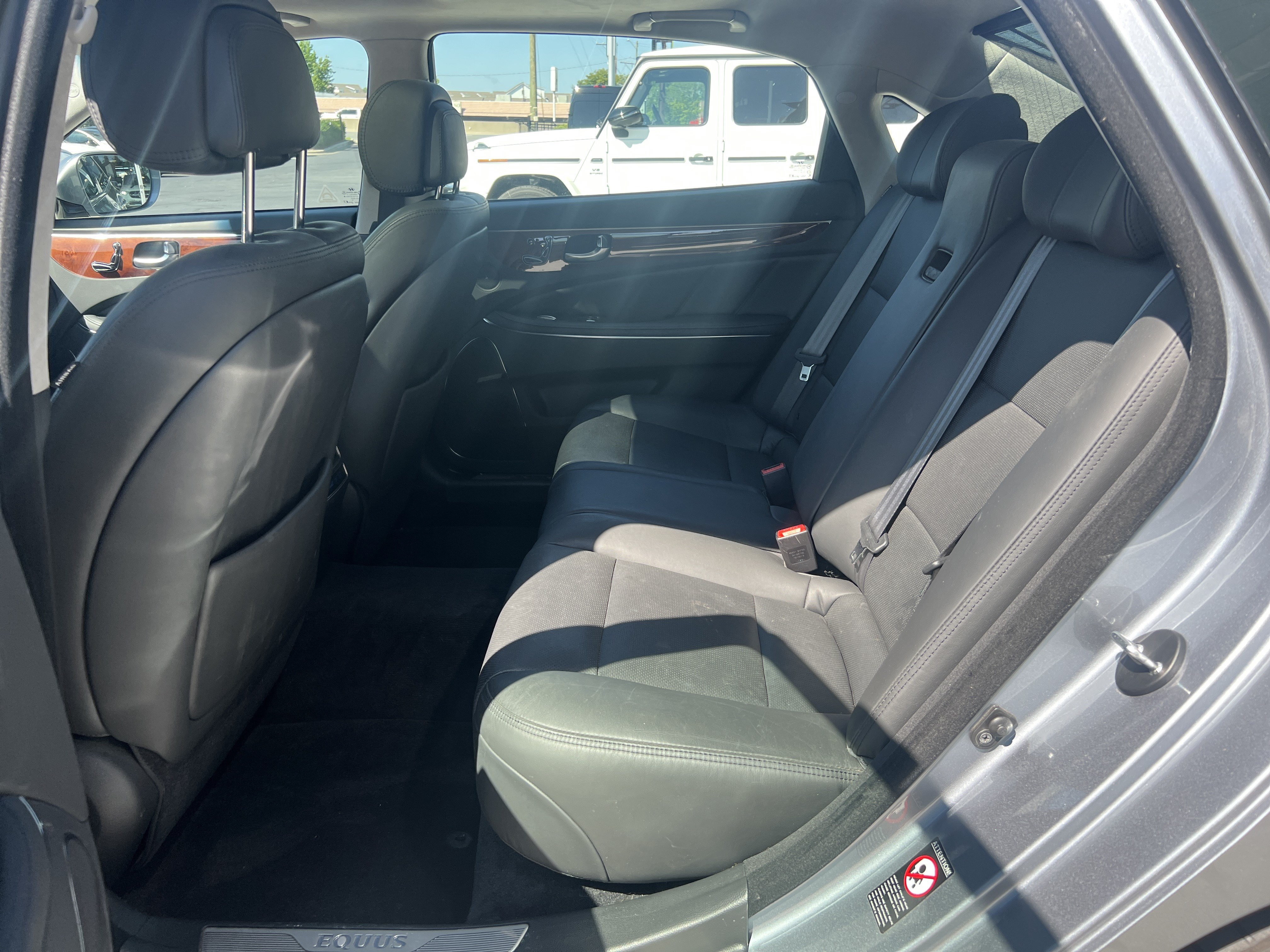 Used 2014 Hyundai Equus Signature RWD image 33
