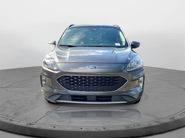 Used 2020 Ford Escape Titanium w/ Titanium Premium Package 2.0 FWD image 2