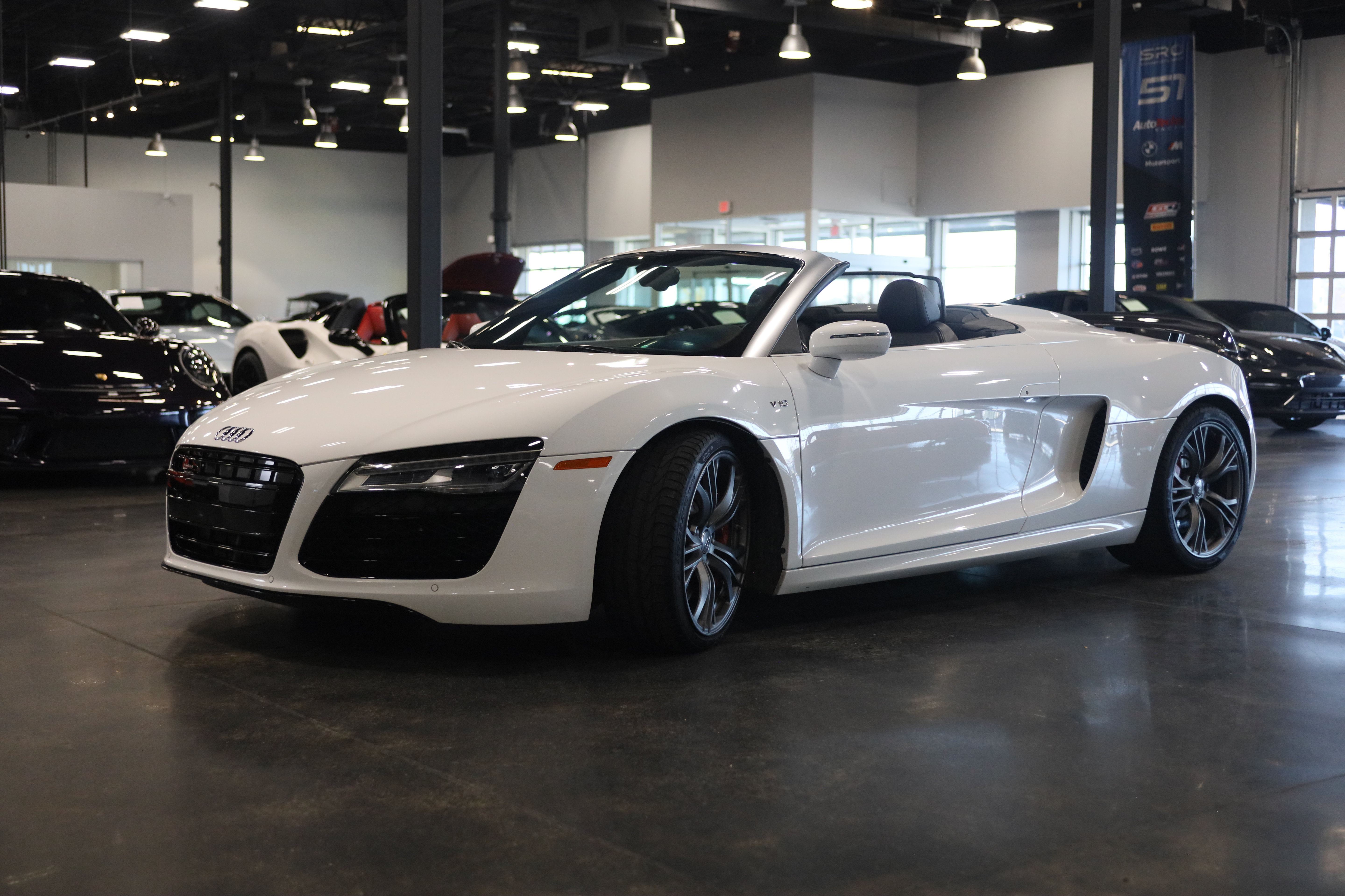 Used 2015 Audi R8 V10 AWD/4WD image 4