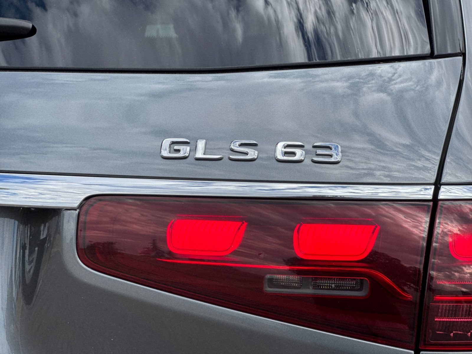 Certified 2024 Mercedes-Benz GLS 63 AMG 4MATIC image 26