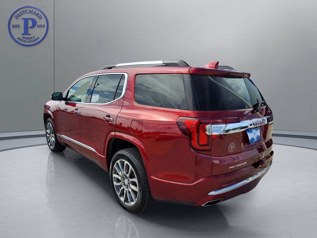 Used 2023 GMC Acadia Denali w/ Denali Technology Package AWD/4WD image 5