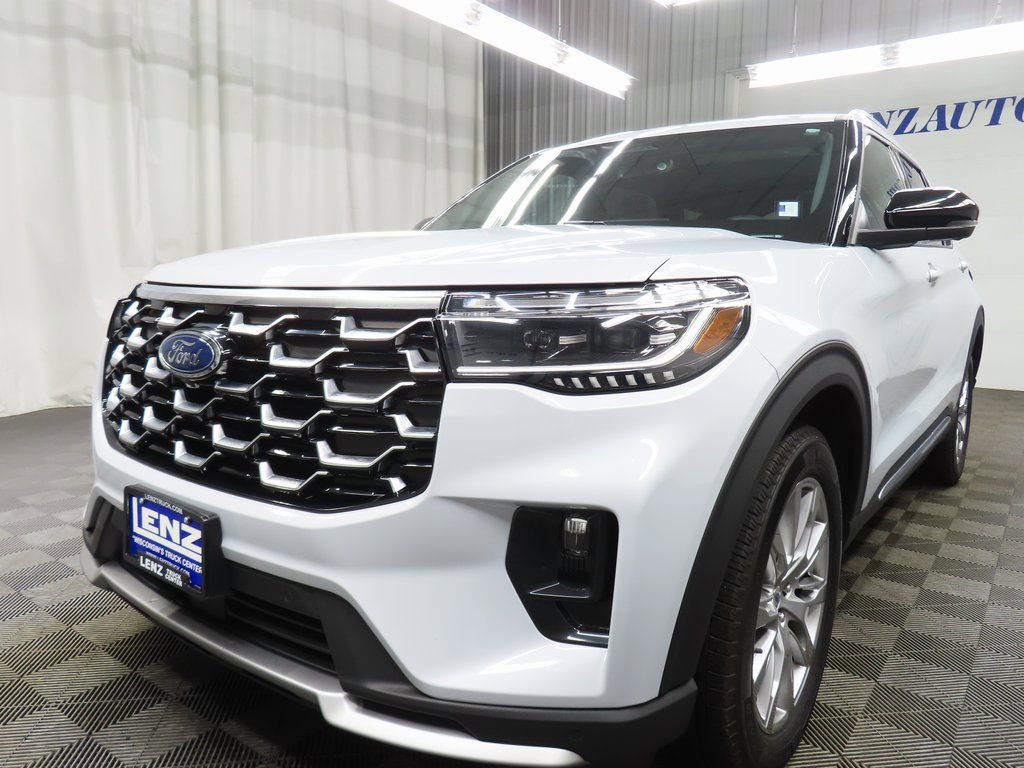 Used 2025 Ford Explorer Platinum image 6