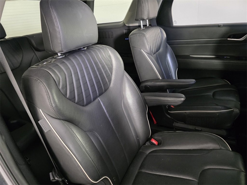 Used 2023 Hyundai Palisade Limited image 35