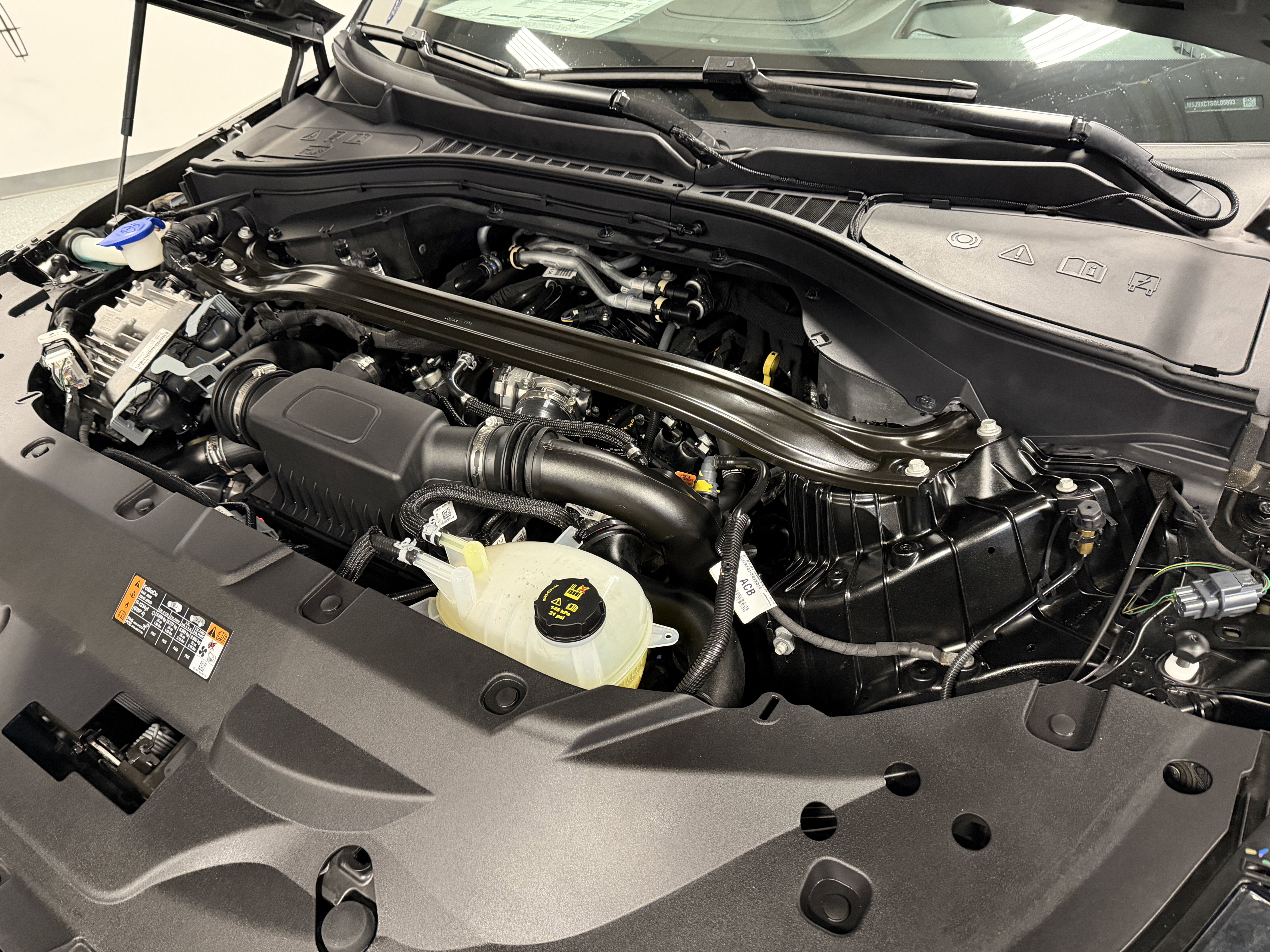 Used 2025 Lincoln Aviator Black Label w/ Black Label Special Edition image 32