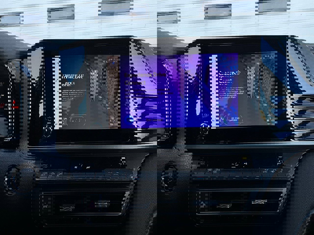 Used 2025 Toyota Camry LE image 25