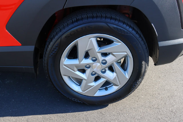 New 2026 Hyundai Kona SE FWD image 7